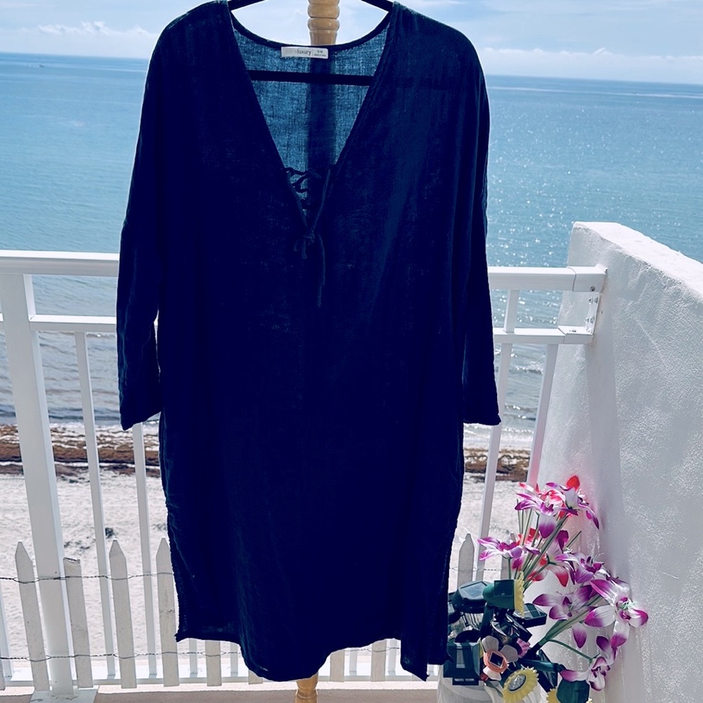 Subtle Luxury Deep Blue midi/maxie dress - Picture 4 of 6